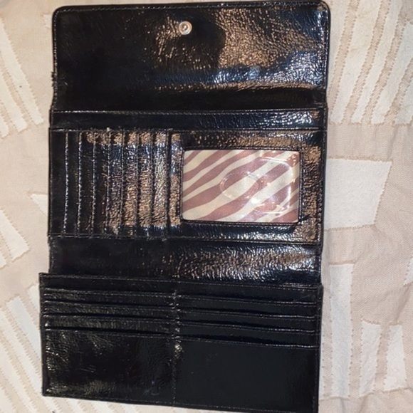 Authentic Guess Long Wallet in Black - Picture 6 of 7